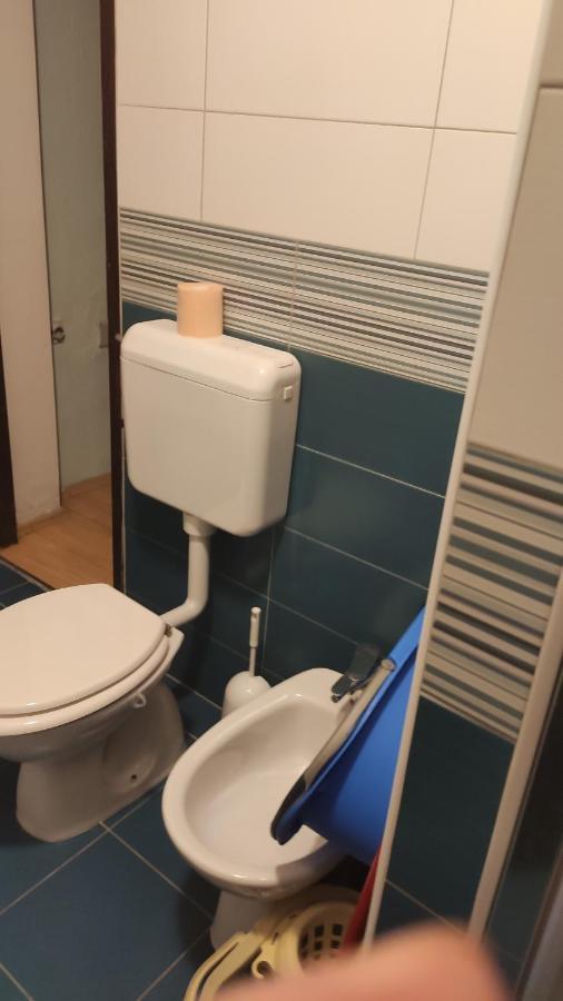 Appartamento Mala Kucica Zagabria Esterno foto